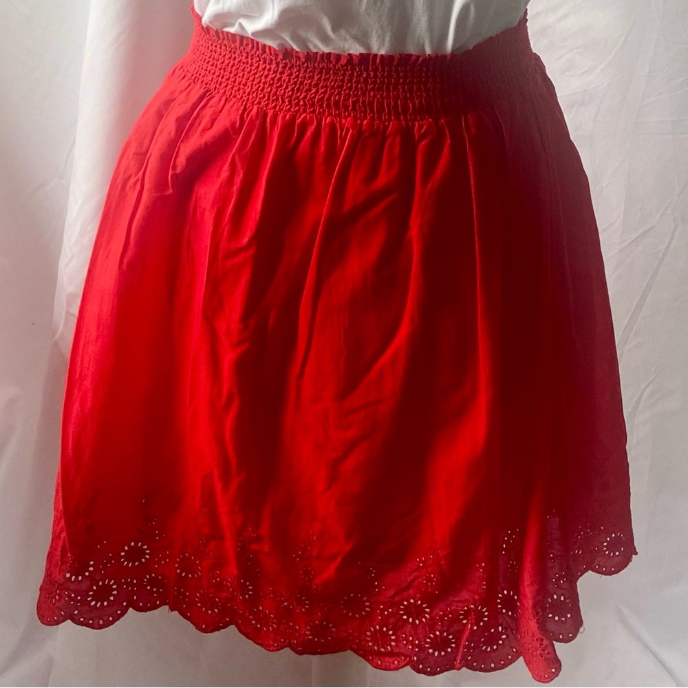 Old Navy Red Eyelet Stretch Waist Skirt Size S